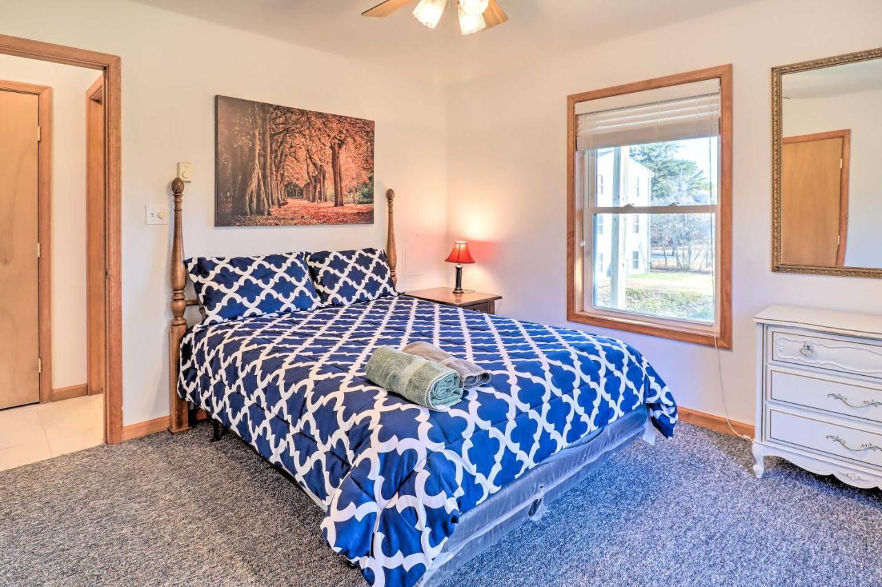 Holiday home Lakefront With Deck, 7 Mi To Boulder Mountain! Albrightsville