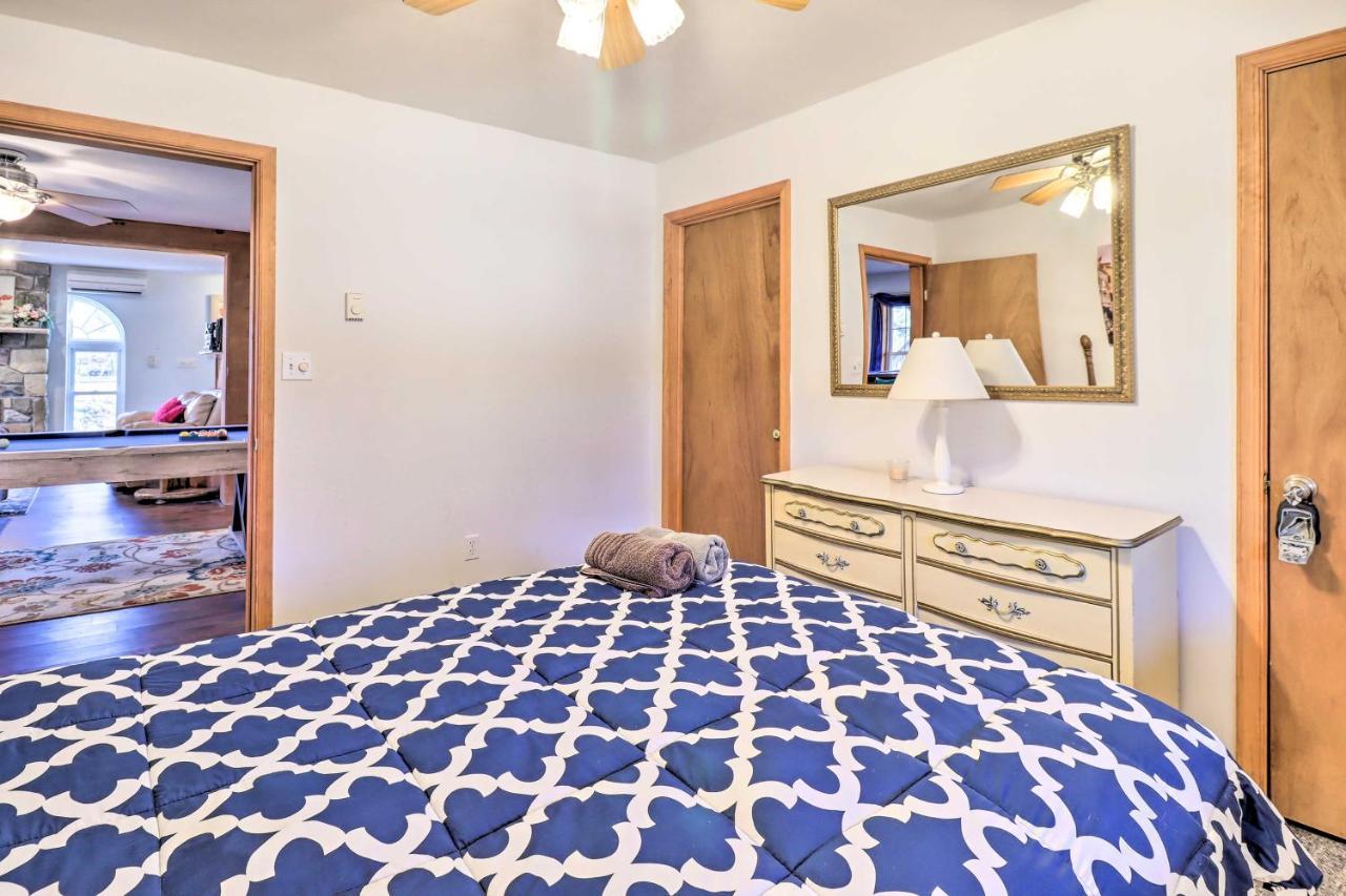 Holiday home Lakefront With Deck, 7 Mi To Boulder Mountain!