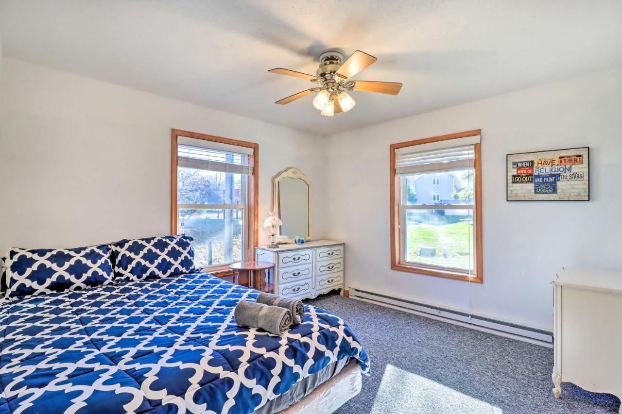 Lakefront With Deck, 7 Mi To Boulder Mountain! Holiday home